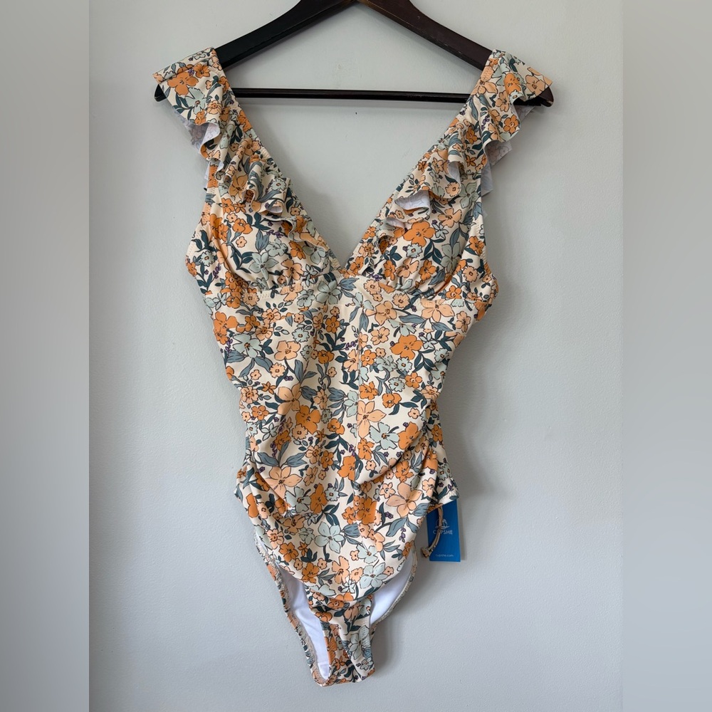 NWT Cupshe Ditsy Floral Flutter Sleeve Deep V One Piece Swimsuit Medium Beach